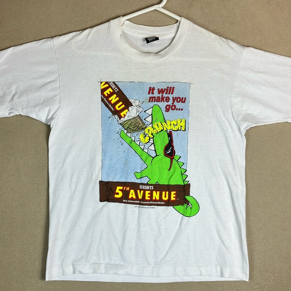 VTG Hersheys 5th Avenue 1992 Promo Short Sleeve‎ Shirt Men’s size L